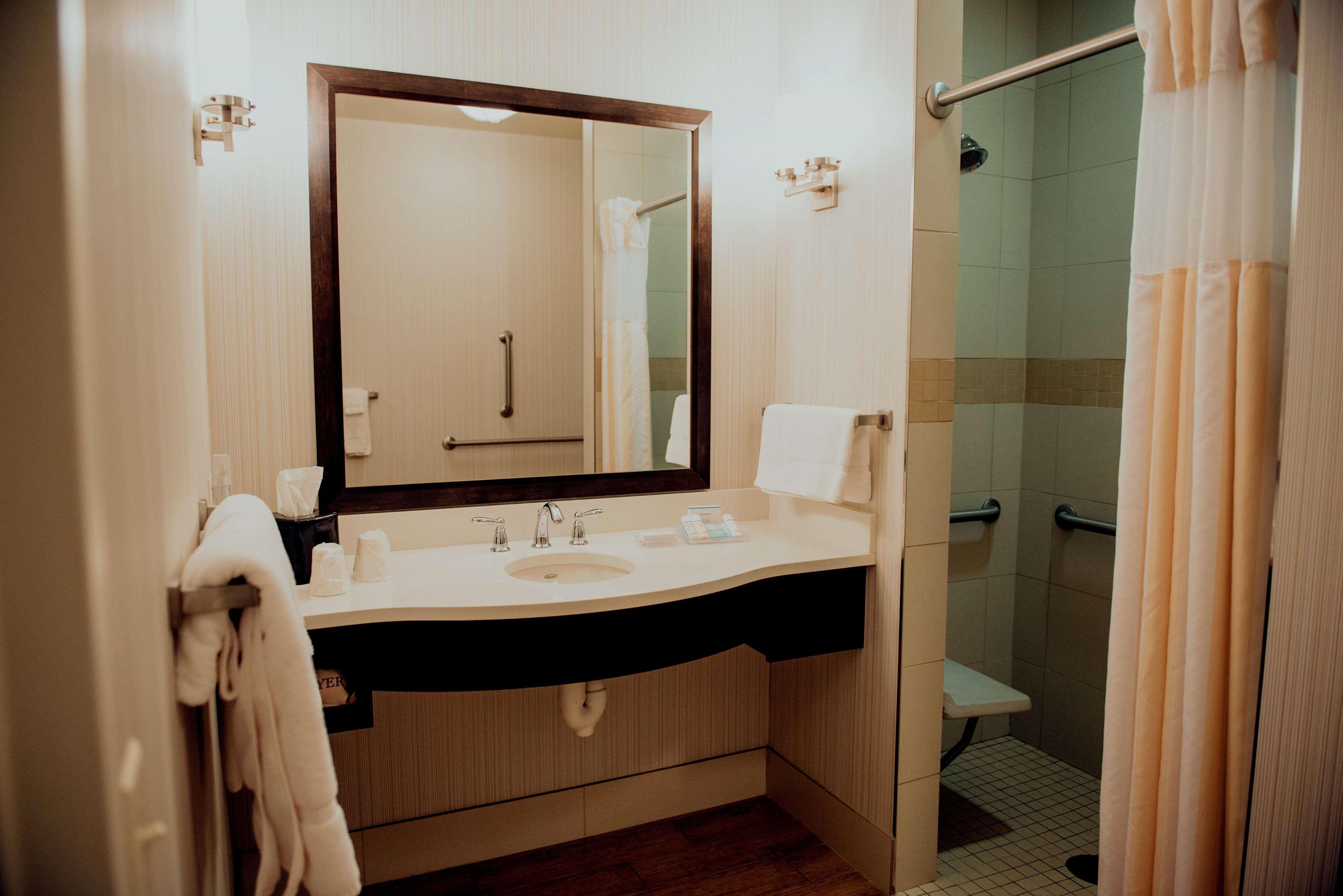 Hilton Garden Inn Auburn Eksteriør billede