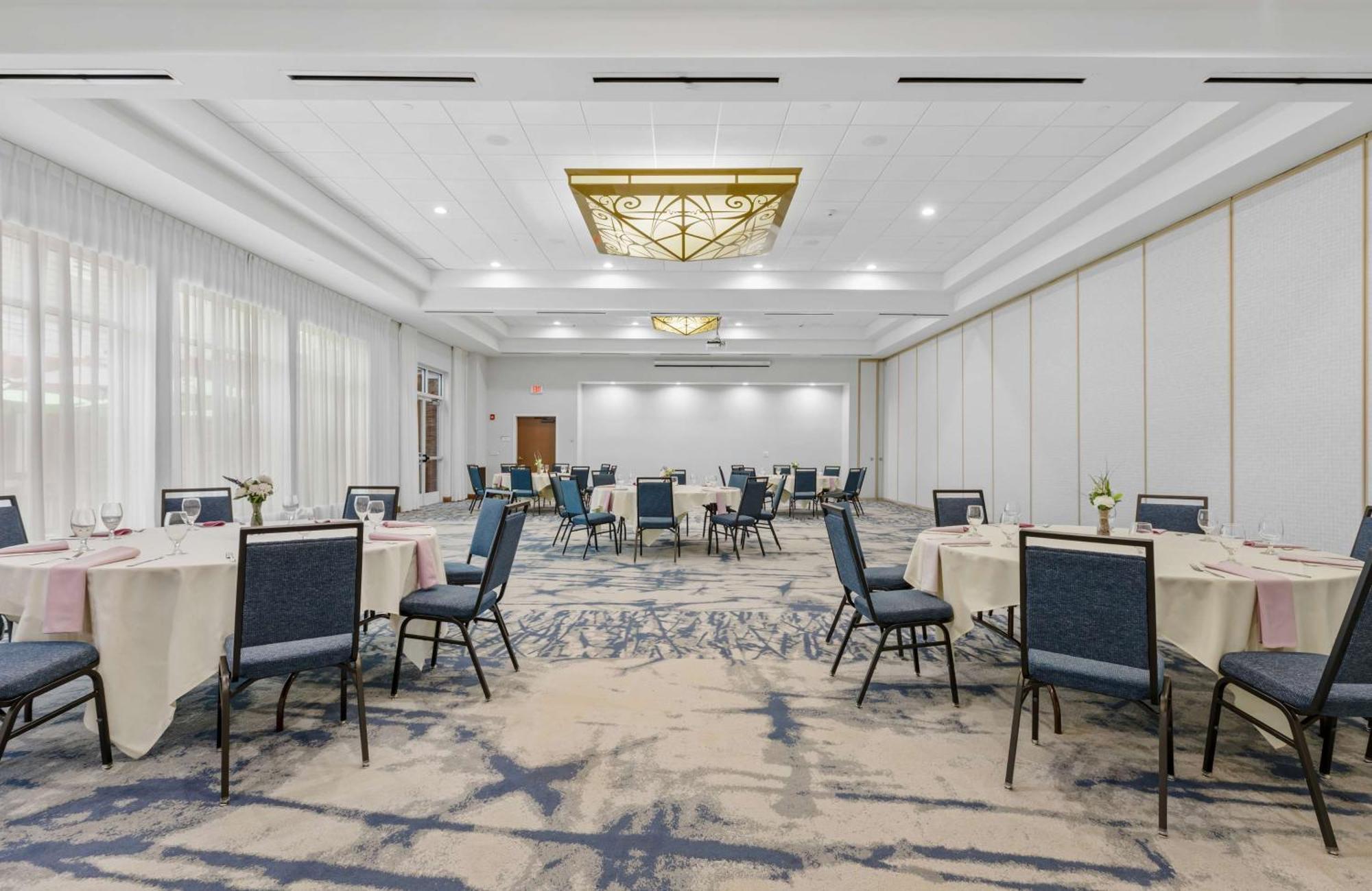 Hilton Garden Inn Auburn Eksteriør billede