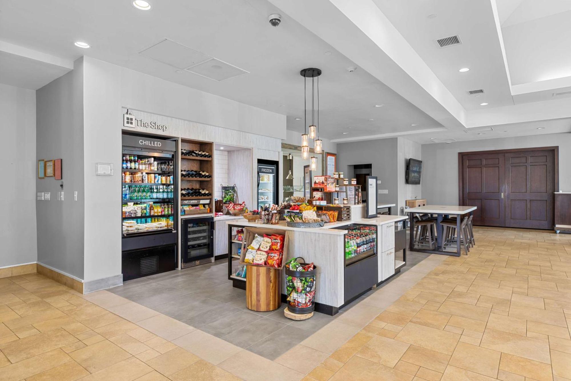 Hilton Garden Inn Auburn Eksteriør billede