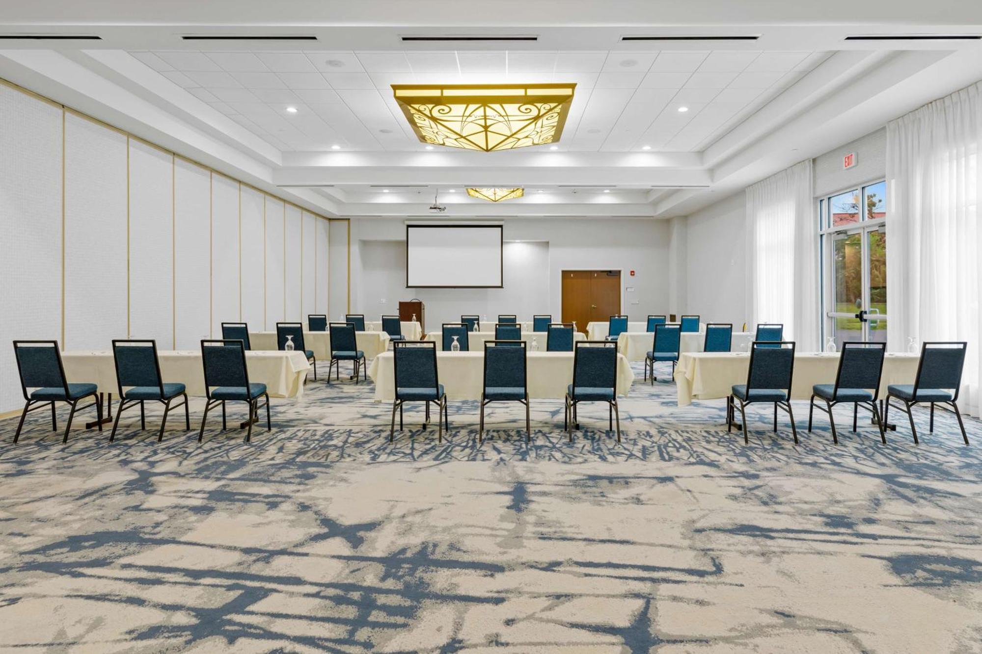 Hilton Garden Inn Auburn Eksteriør billede