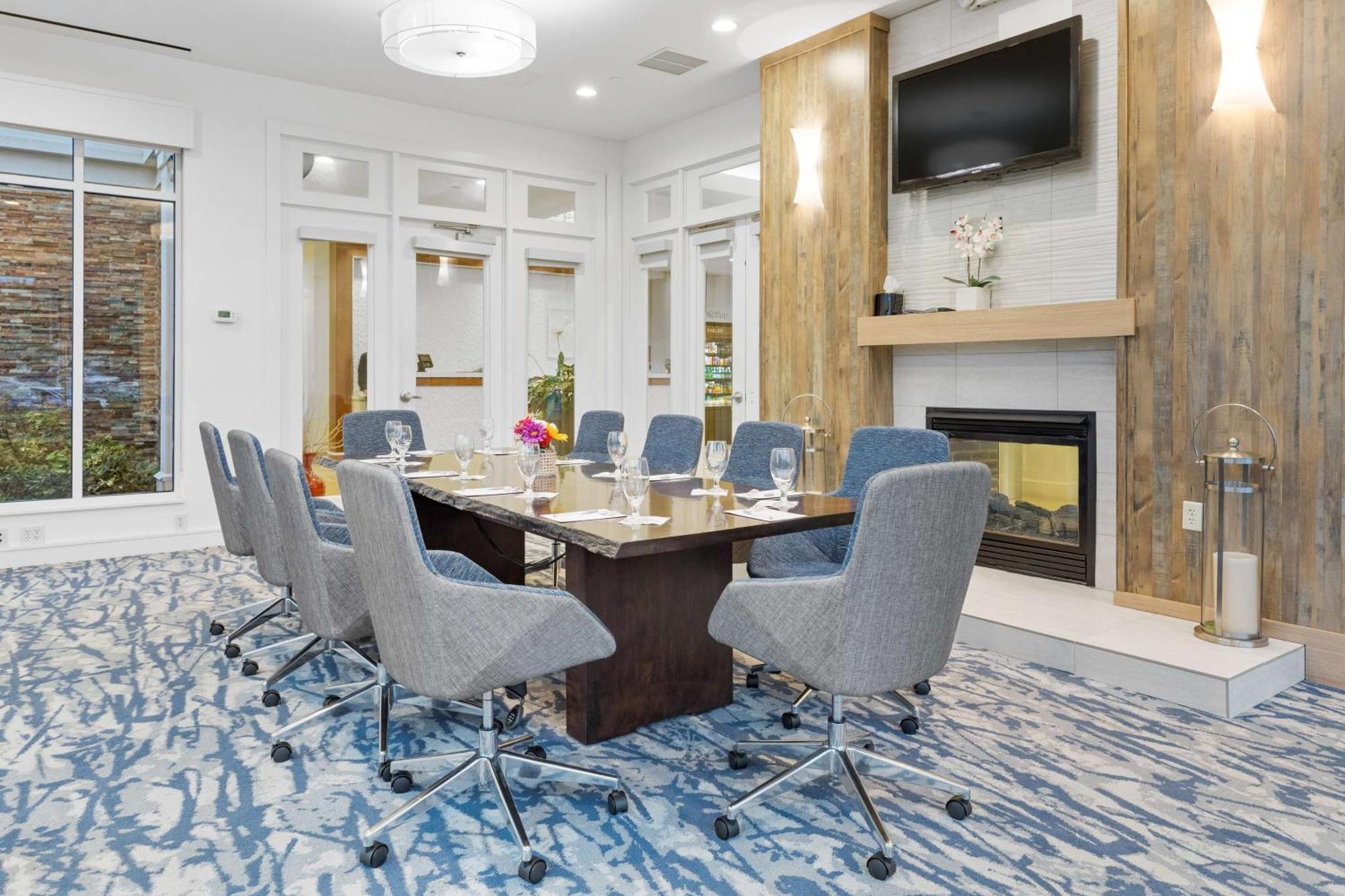 Hilton Garden Inn Auburn Eksteriør billede